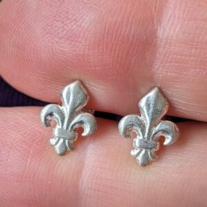 Vintage 925 Sterling Silver Fleur De Lis Stud Earrings, Gothic Medieval Style